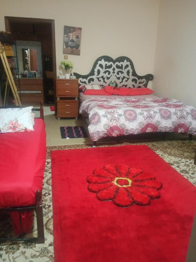 Furnished Just 1 Minute To Mall *